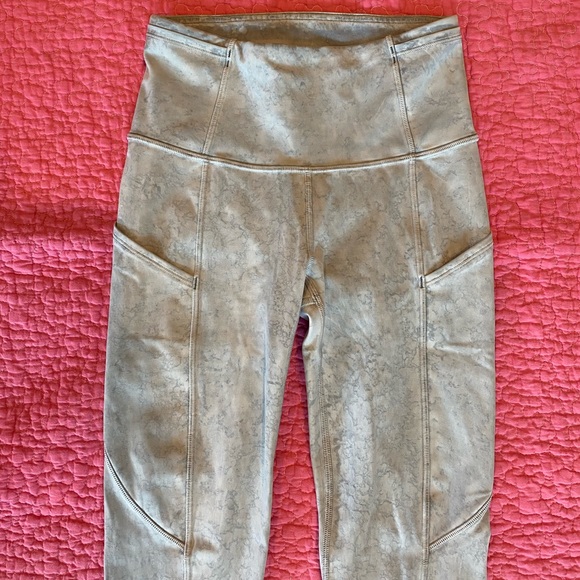 Lululemon Leggings - Picture 11 of 11